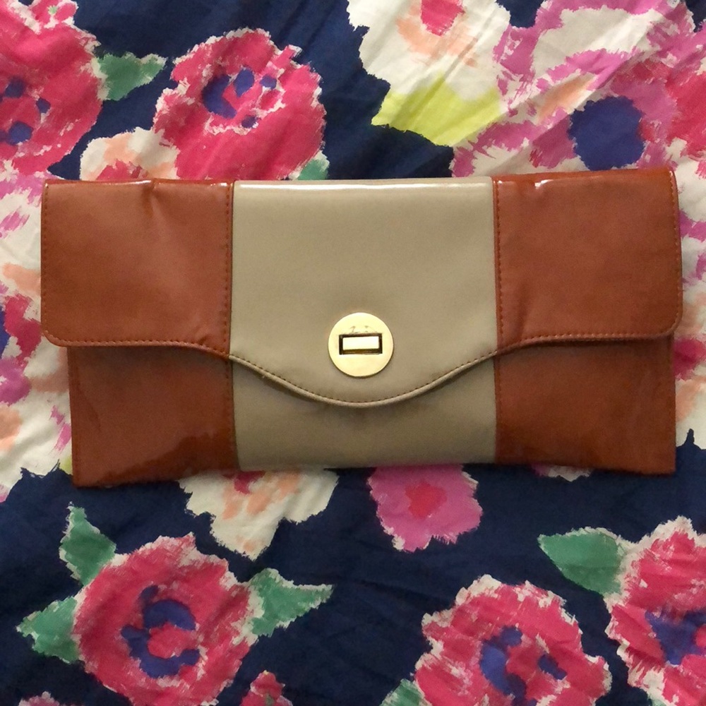 Steve Madden clutch